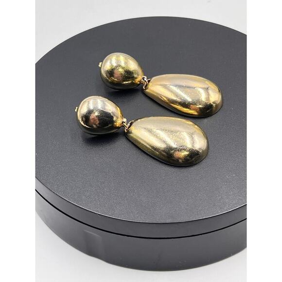 Kenneth Jay Lane Polished Gold Teardrop Dangle Pierced Chunky Earrings - Picture 7 of 10